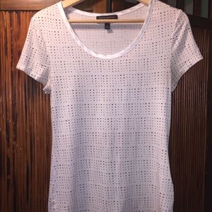 Patterned White Scoop Neck Tee